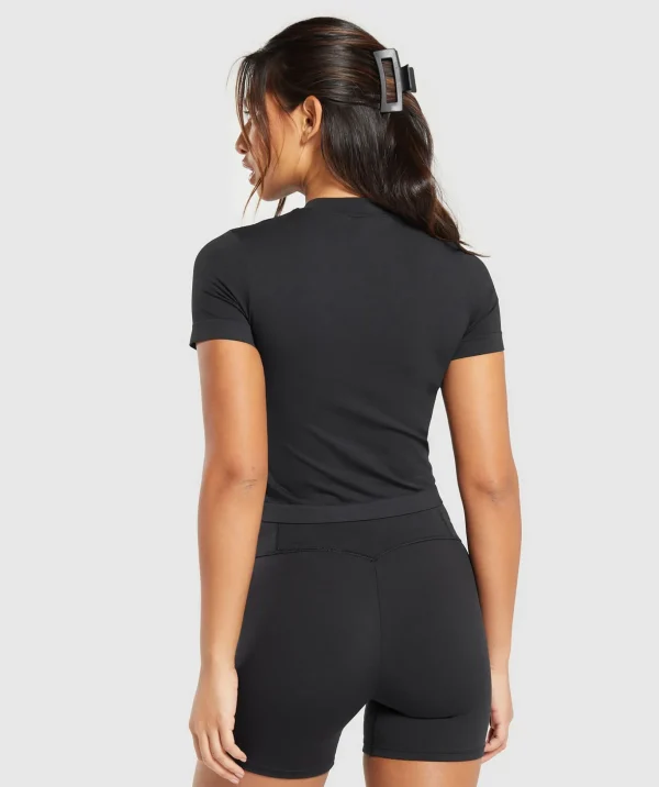 Everyday Seamless Tight Fit Tee