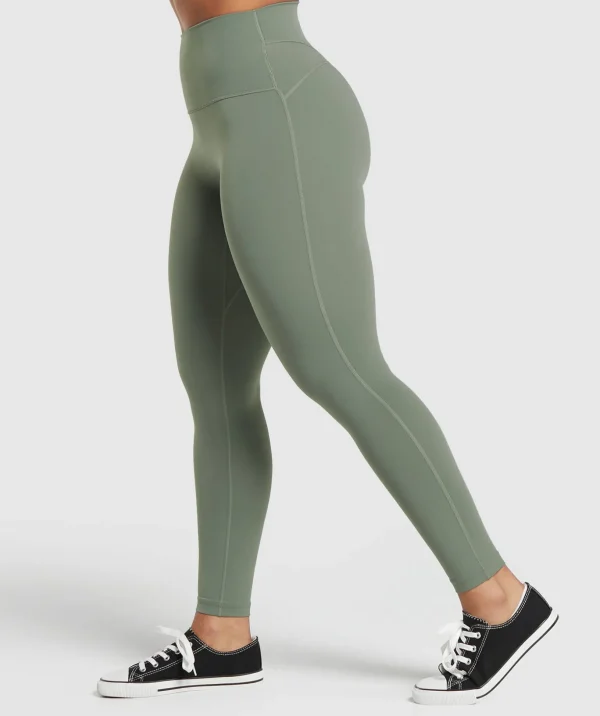 Legacy Short Leggings