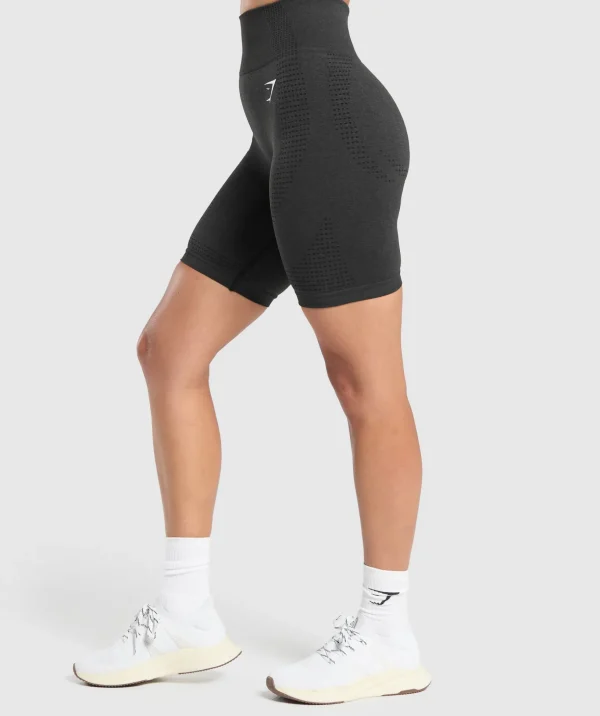 Vital Seamless 7" Shorts